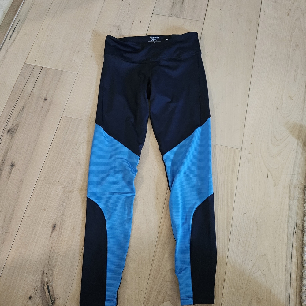 Black and Blue Athletic Leggings